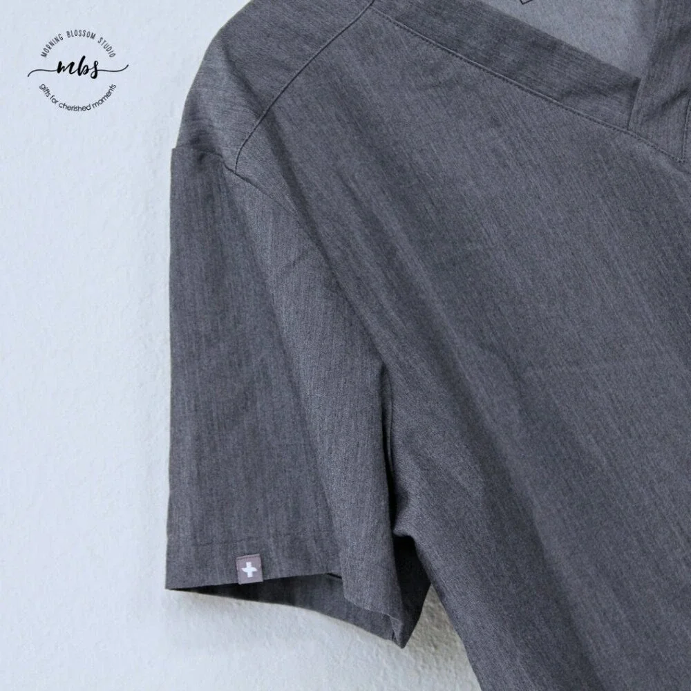 NWT Figs Leon Three Pocket Scrub Top, Axiom 2.0 Cargo Pants Set Gray Men M‎